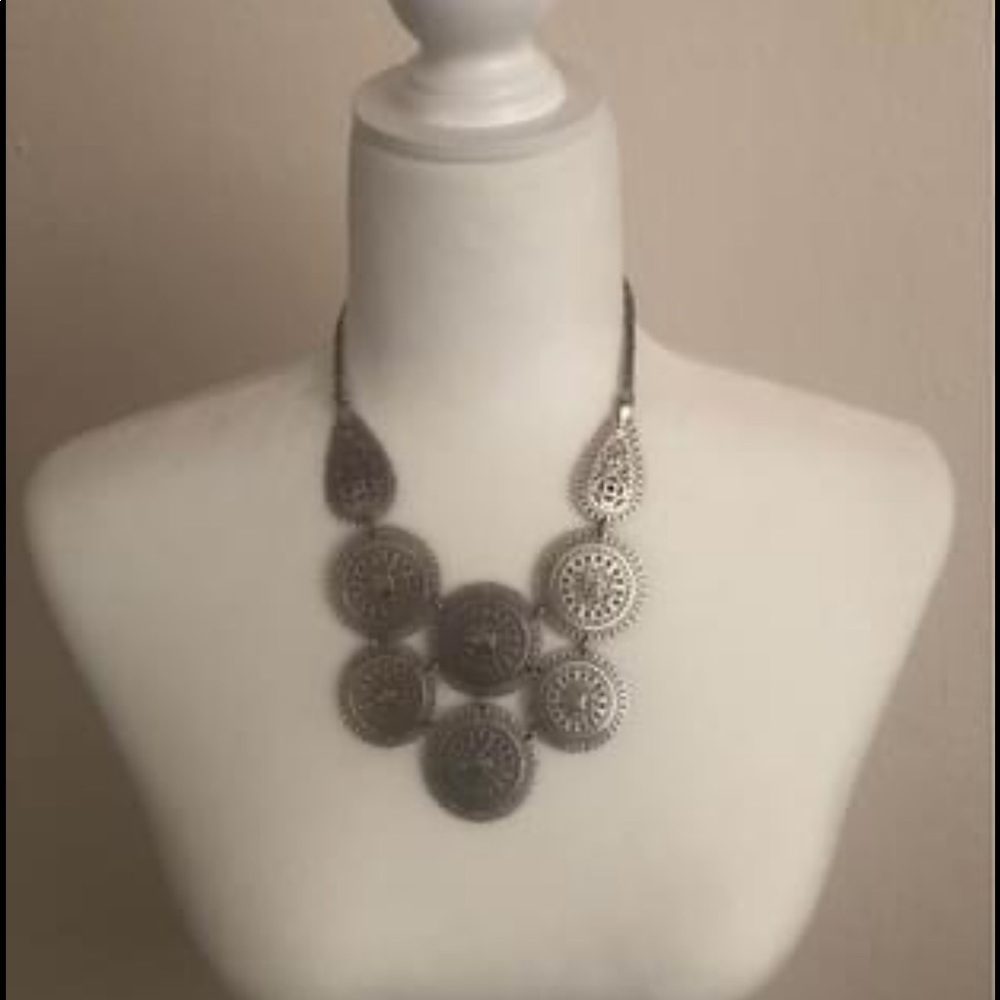 Stella and Dot necklace